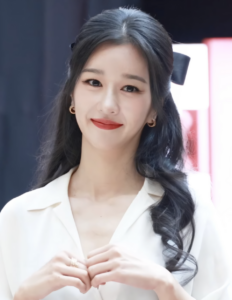 Foto Seo Ye-ji
