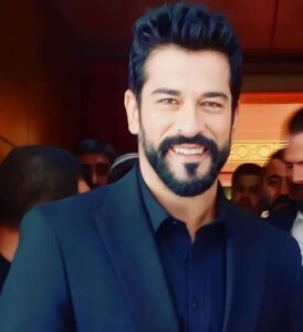 Foto Burak Ozcivit